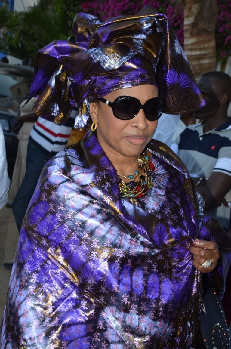 photo: Diaga Mme Thione Seck très élégante