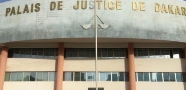 Tribunal de Dakar : cinq (5) collègues dont un mineur volent des perruques d’une valeur de 80 millions F Cfa pour se rendre au Nicaragua