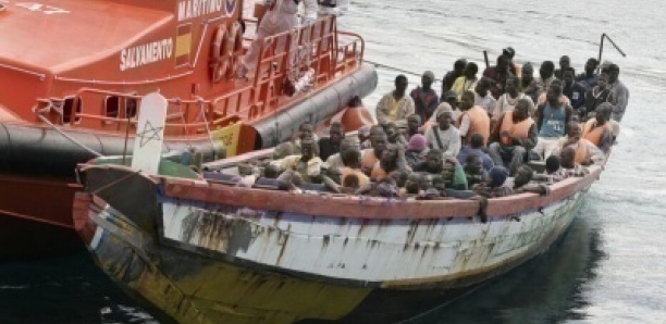 Migration irrégulière : une pirogue en provenance du Sénégal avec 142 personnes dont 4 femmes et 8 mineures débarque à El Hierro.