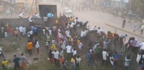 Guinée : des dizaines de morts dans des heurts lors d'un match de foot