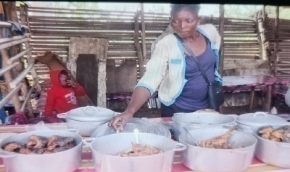 Particularités Culinaires De Bafoussam : Boa, Pangolin, Rat, HÉrisson...au Menu