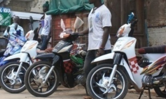 Zac Mbao : Le Conducteur De Moto 