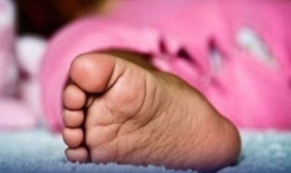 Un Nouveau-né Jeté Vivant Dans Une Fosse : L’énigme D’une Mère Qui Ne Connaît Pas Le Père