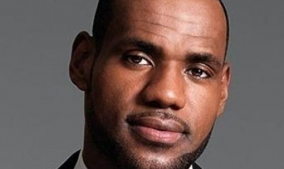 Nba : Lebron James (lakers) Fait Désormais Partie Des Sportifs Milliardaires