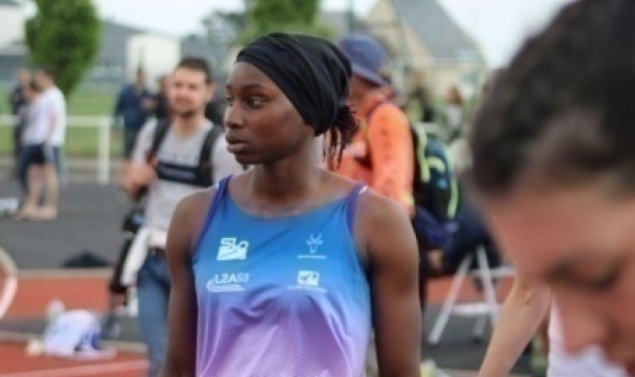 Jo Paris: La Relayeuse Sounkamba Sylla Privée De Cérémonie D’ouverture à Cause De Son Voile