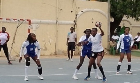 Handball : Quatre Clubs à Couteaux Tirés Avec La Fédération