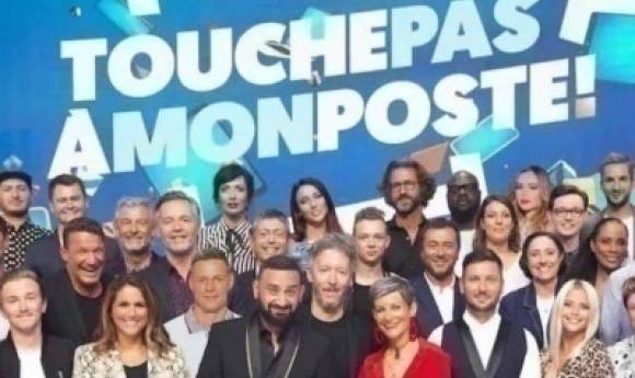 Cette Chroniqueuse Star De Tpmp Annonce Son Cancer En Direct ! Le Plateau Bouleversé.