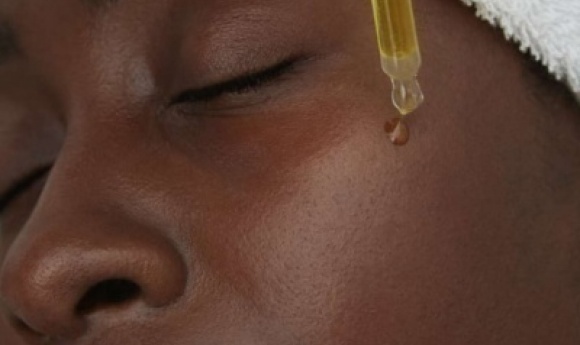 Skincare Beauté Et Tendances à La Sénégalaise: Les Dangers Qui Couvrent Les Secrets D'une Peau Radieuse