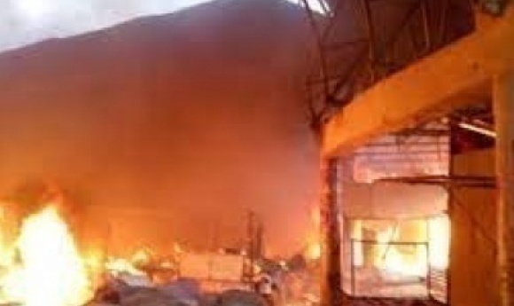 Dégâts Colossaux à Ziguinchor: L’incendie Du Marché Boucotte Cause 1,5 Milliard De Francs Cfa De Pertes