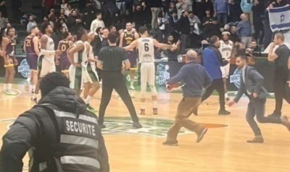 Basket: Nanterre-holon Interrompu Par Des Manifestants Pro-palestiniens, Tensions à Maurice-thorez