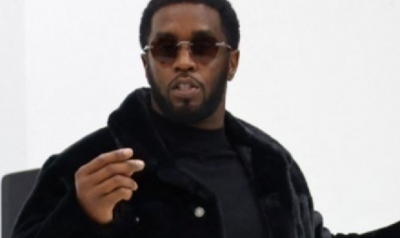 Affaire Diddy : Le Rappeur Est Poursuivi Pour Avoir Suspendu Une Femme Au-dessus D'un Balcon